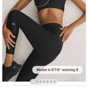 ALO Yoga Black 7/8 High-Waist Airlift Legging